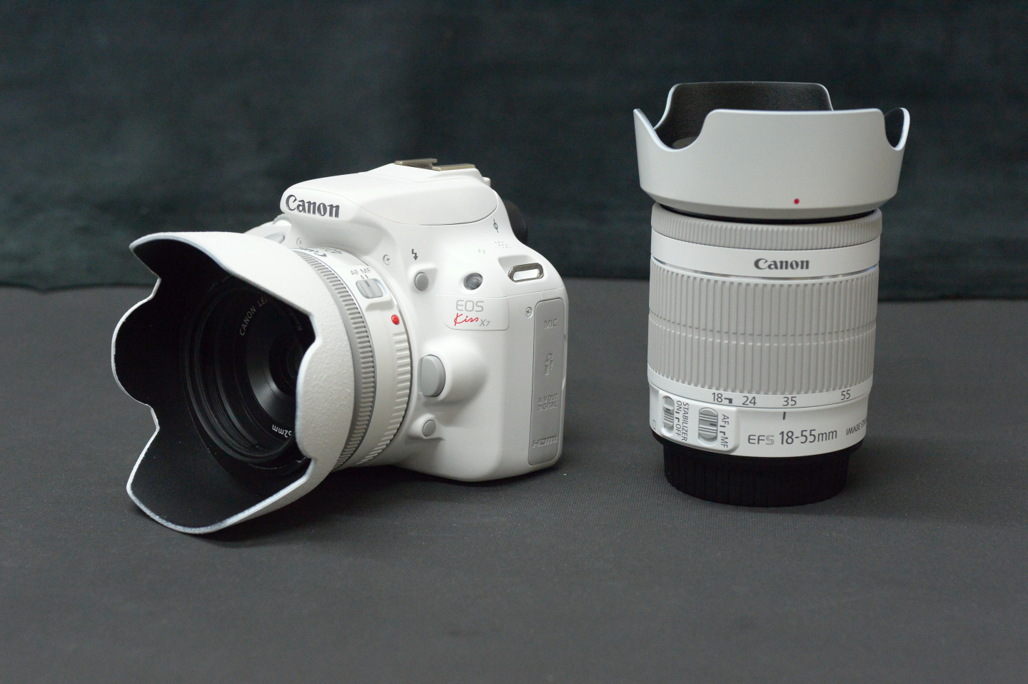 Canon EOS KISS X7 EF 35-70mm ホワイト 白 - デジタルカメラ